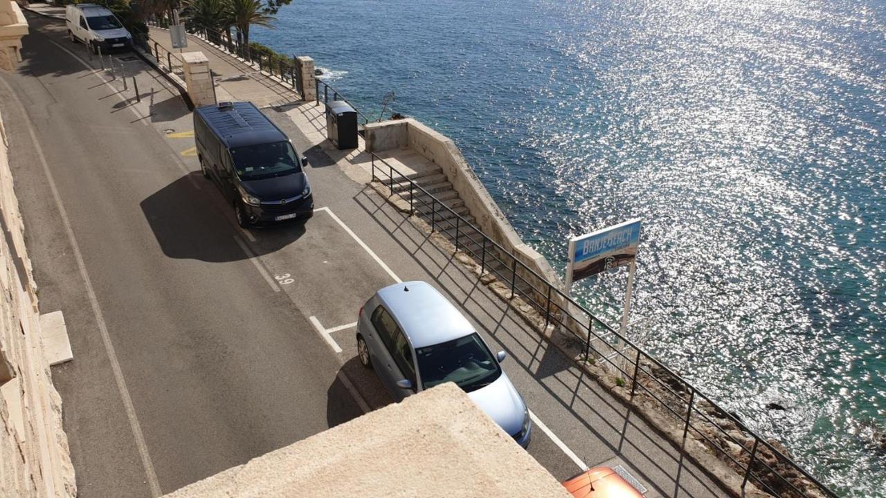 Luxury Beachfront Apartment Banje Dubrovnik Eksteriør billede
