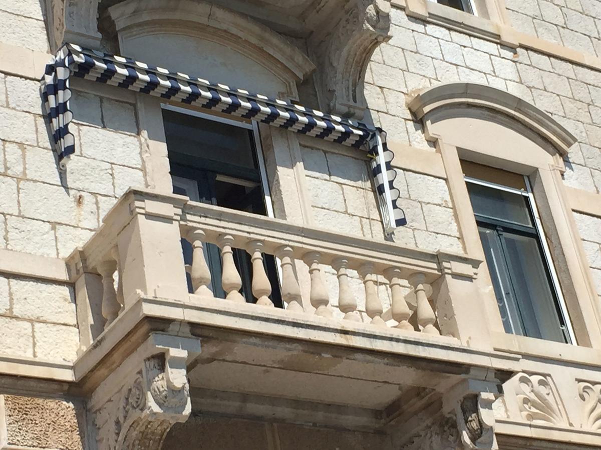 Luxury Beachfront Apartment Banje Dubrovnik Eksteriør billede